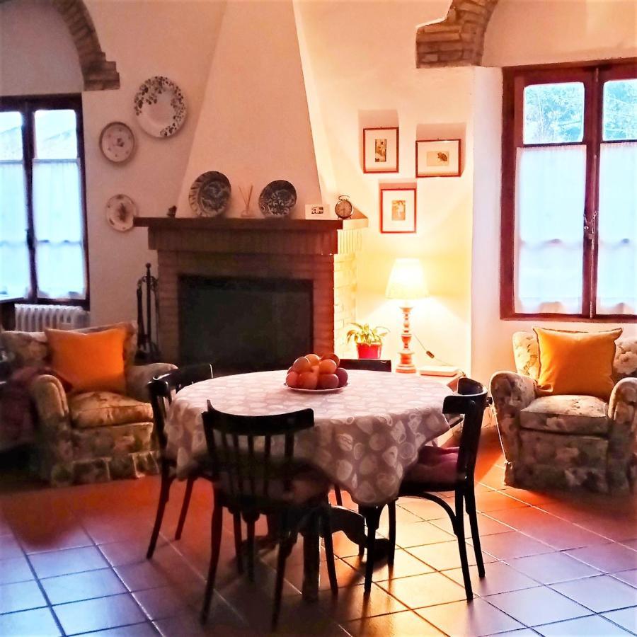 Casa Bartolacci Charme In Bivigliano Εξωτερικό φωτογραφία